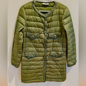 TOO TANG - Puffer Coat in Crisp Army Green